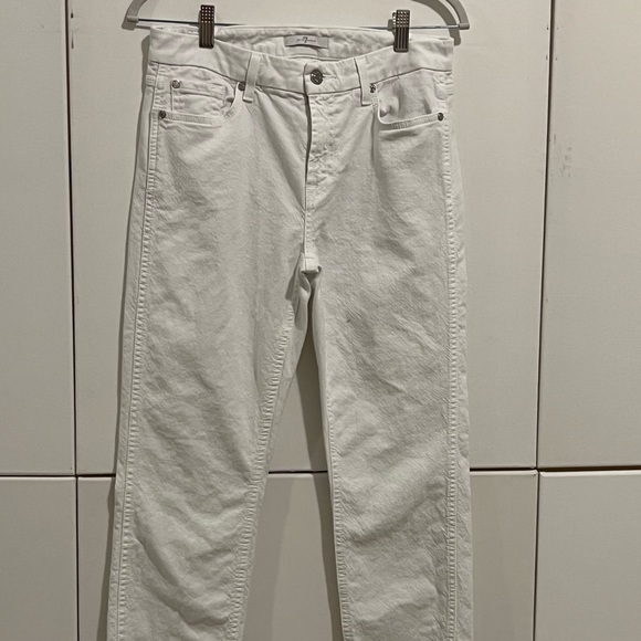 30. 7 For All Mankind white skinny denim pant with raw hem. Size 29 - Picture 13 of 13